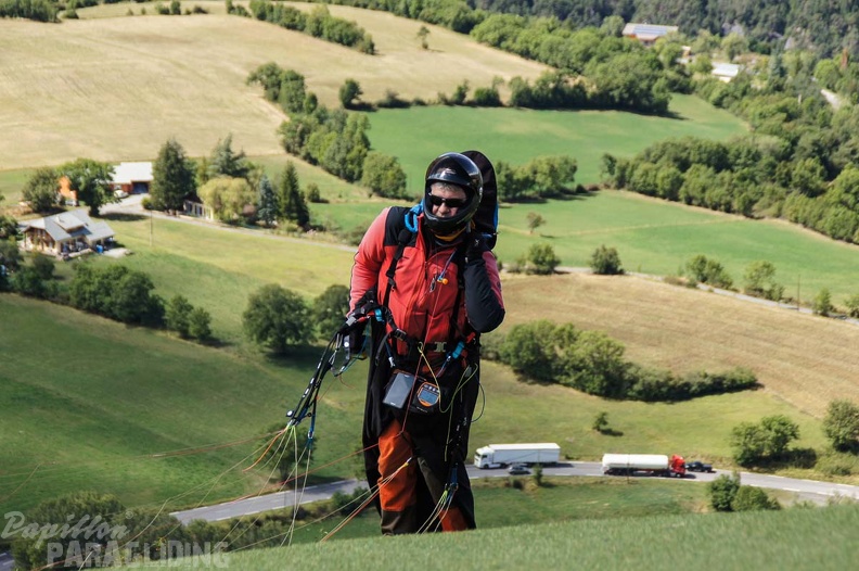 FX35.17 St-Andre Paragliding-256