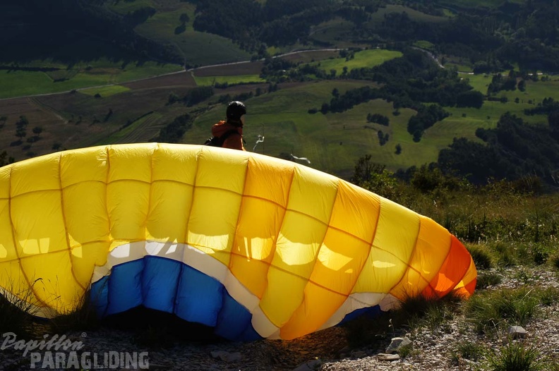 FX35.18 St-Andre-Paragliding-147