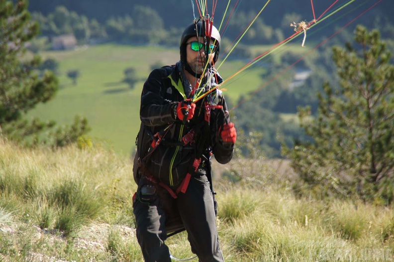 FX35.18 St-Andre-Paragliding-210