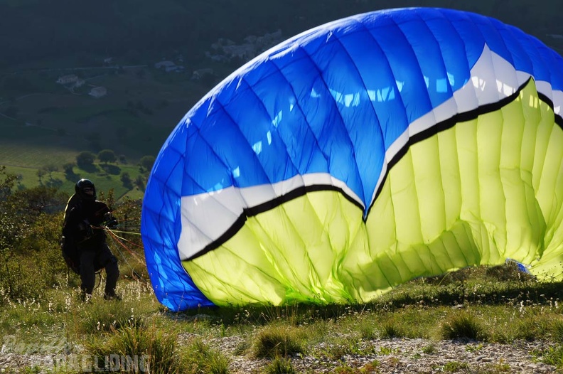 FX35.18_St-Andre-Paragliding-245.jpg