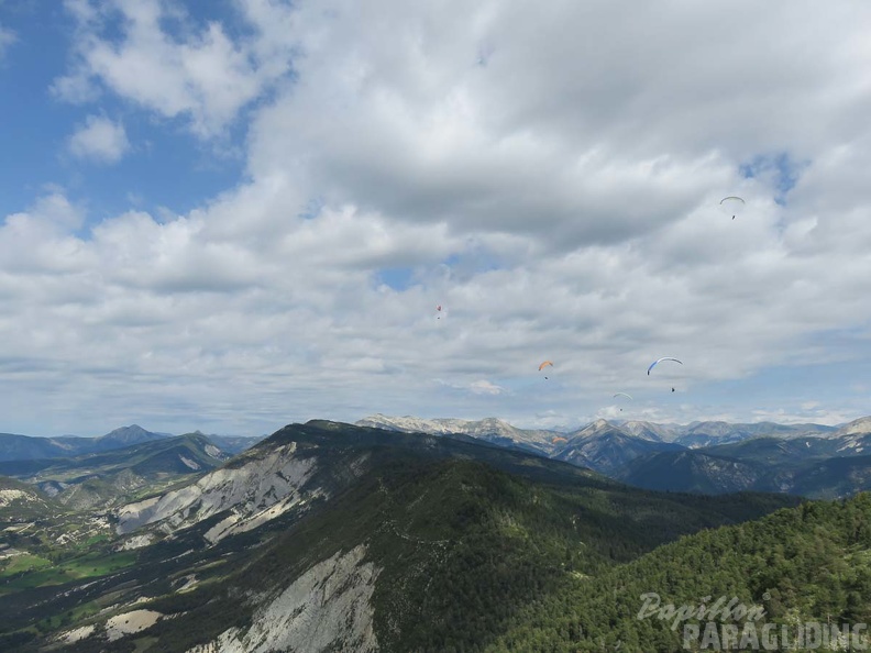 FX35.18_St-Andre-Paragliding-324.jpg