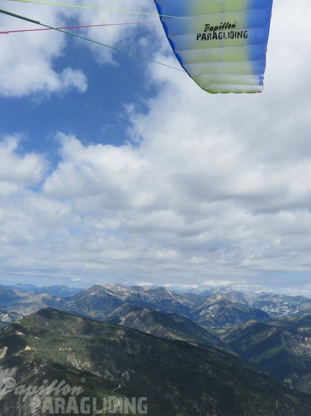FX35.18_St-Andre-Paragliding-329.jpg