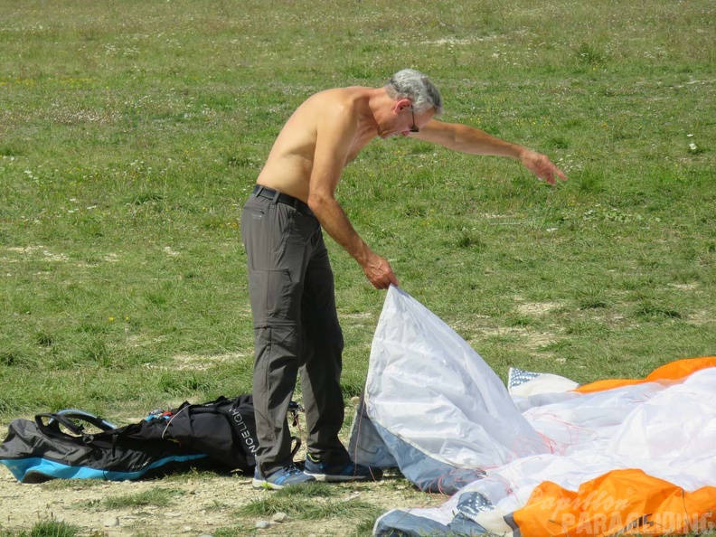 FX35.18_St-Andre-Paragliding-351.jpg