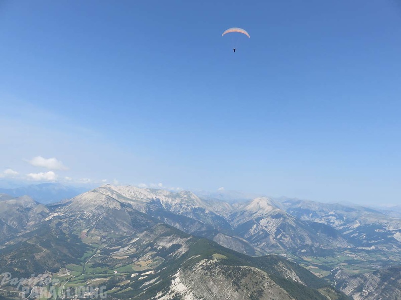 FX35.18_St-Andre-Paragliding-383.jpg
