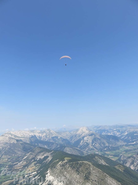 FX35.18_St-Andre-Paragliding-384.jpg