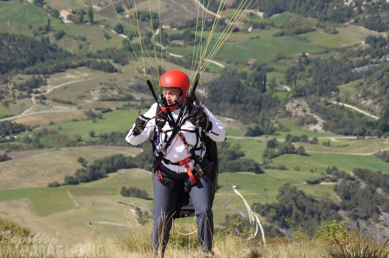 FX36.18 St-Andre-Paragliding-206