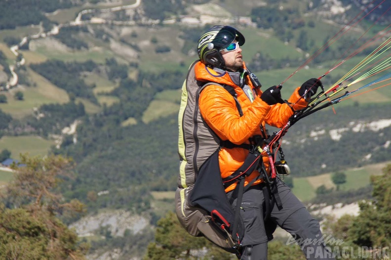 FX36.18 St-Andre-Paragliding-215