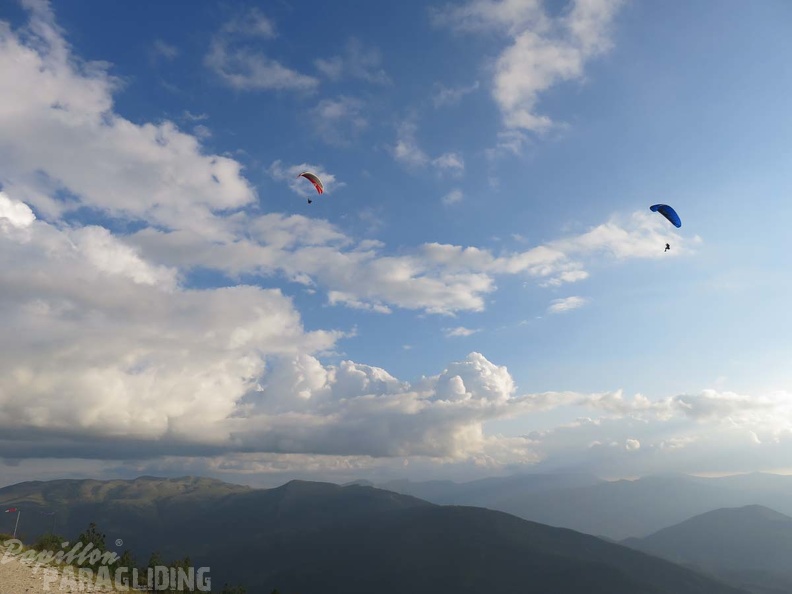 FX36.18_St-Andre-Paragliding-394.jpg