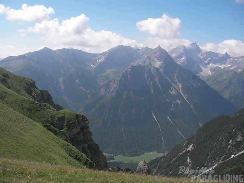 2010_FW59.10_Paragliding_074.jpg