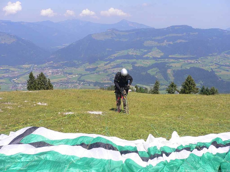 2010 Stubai Flugsafari Paragliding 031