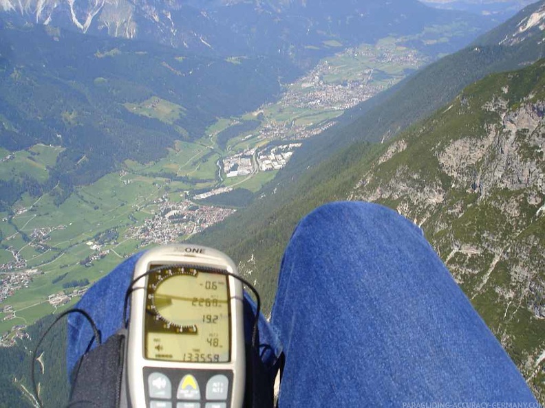 2010_Stubai_Flugsafari_Paragliding_154.jpg