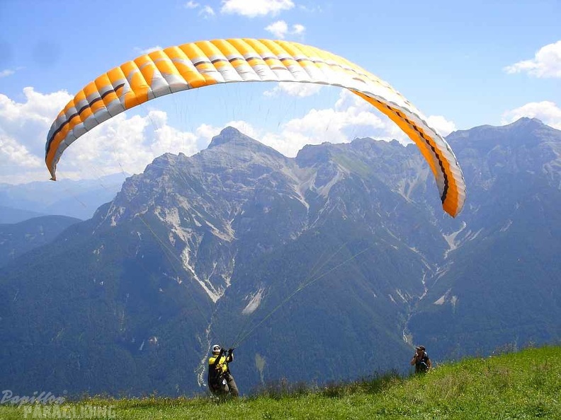 2010 Stubai Flugsafari Paragliding 180