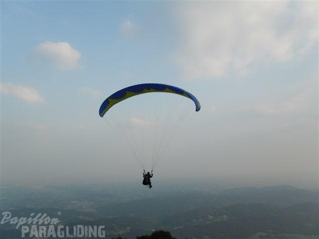 2011 FW17.11 Paragliding 039