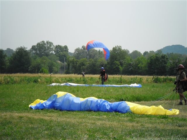 2011_FW17.11_Paragliding_050.jpg