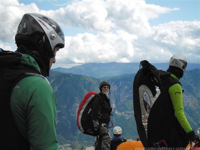 2011 FW17.11 Paragliding 123