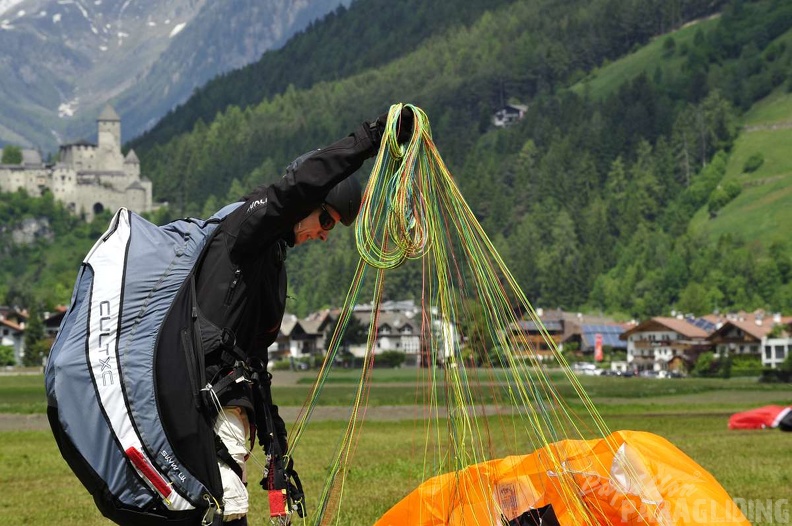 2012_FU1.12_Farfalla-Safari_Paragliding_020.jpg