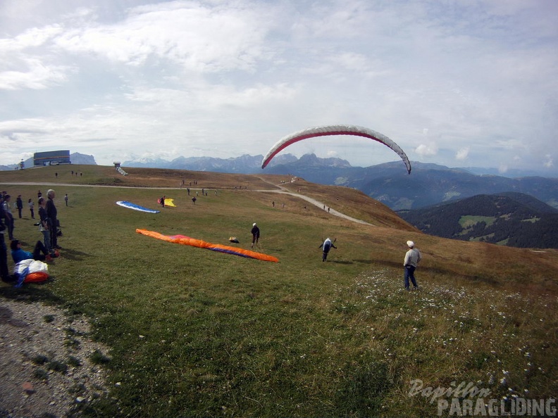 2011 FU2 Dolomiten Paragliding 007