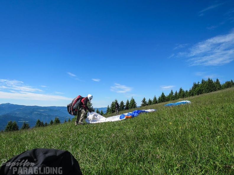 FWA26.16-Watles-Paragliding-1075