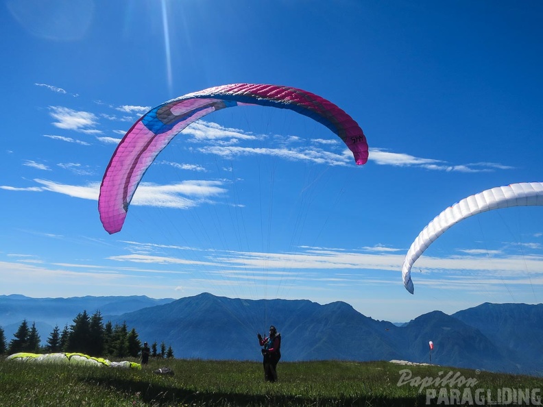 FWA26.16-Watles-Paragliding-1082