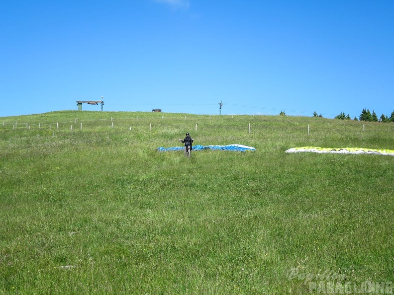 FWA26.16-Watles-Paragliding-1144