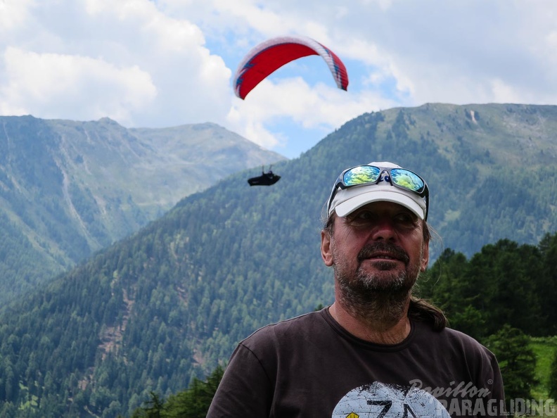 FWA26.16-Watles-Paragliding-1382.jpg