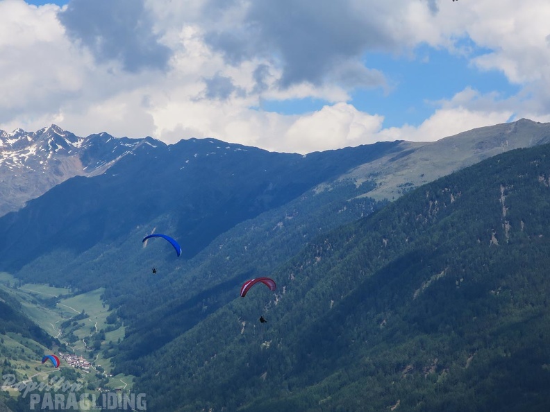 FWA26.16-Watles-Paragliding-1394