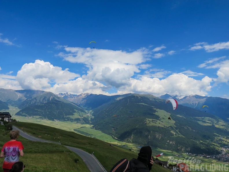 FWA26.16-Watles-Paragliding-1418.jpg