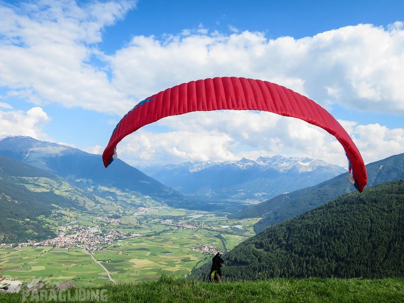 FWA26.16-Watles-Paragliding-1566