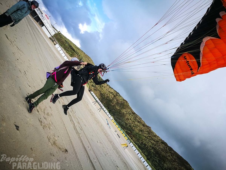 FZ37.17 Zoutelande-Paragliding-279