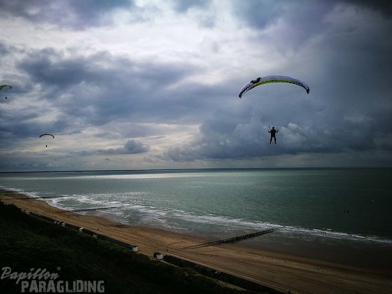 FZ37.17_Zoutelande-Paragliding-431.jpg