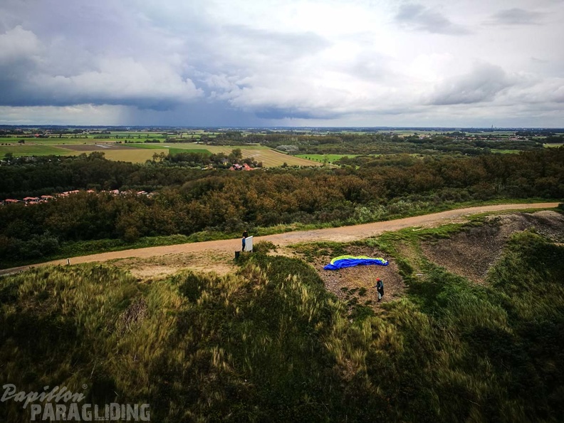 FZ37.17 Zoutelande-Paragliding-466