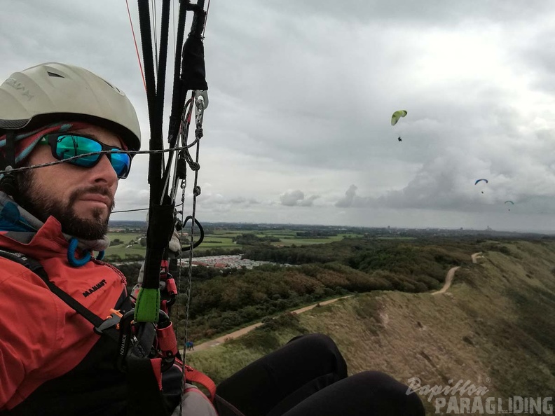 FZ37.17_Zoutelande-Paragliding-480.jpg