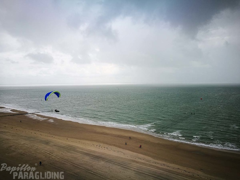 FZ37.17_Zoutelande-Paragliding-489.jpg