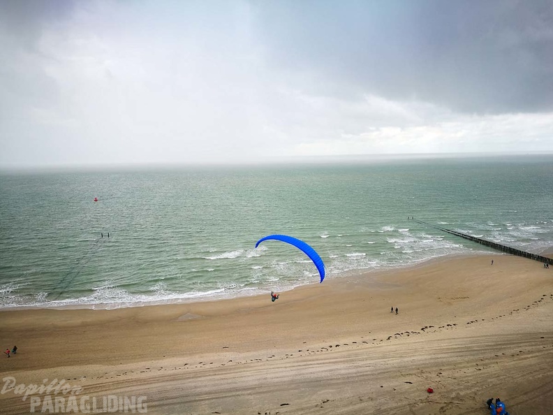 FZ37.17_Zoutelande-Paragliding-493.jpg