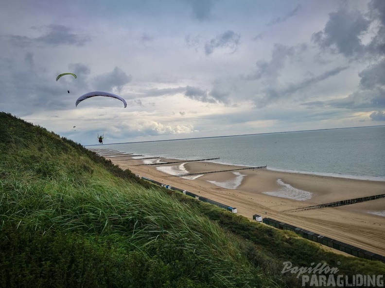 FZ37.17 Zoutelande-Paragliding-528