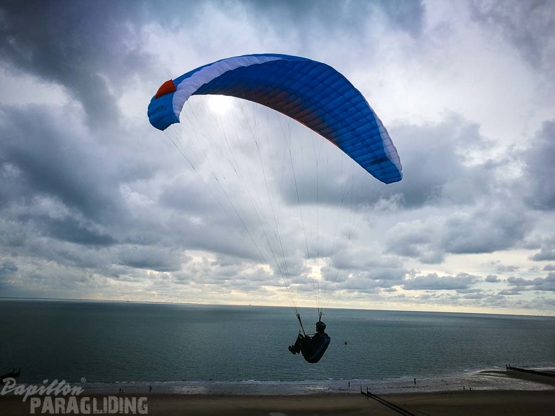 FZ37.17_Zoutelande-Paragliding-539.jpg