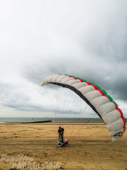 FZ37.18_Zoutelande-Paragliding-185.jpg