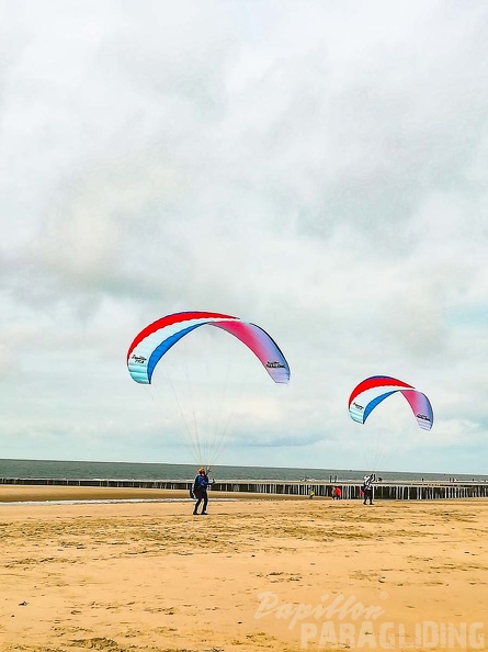 FZ37.18 Zoutelande-Paragliding-200