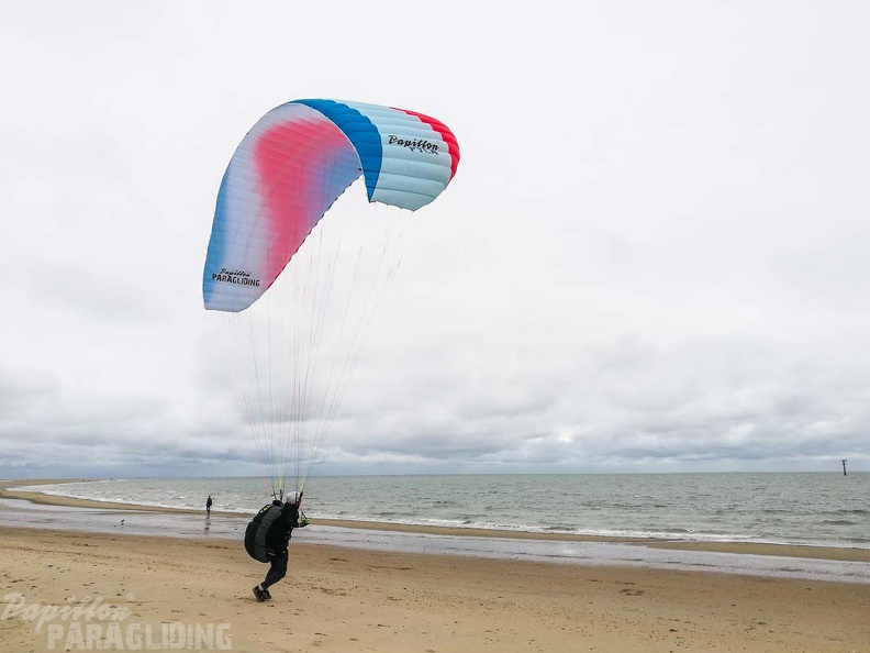 FZ37.18_Zoutelande-Paragliding-333.jpg