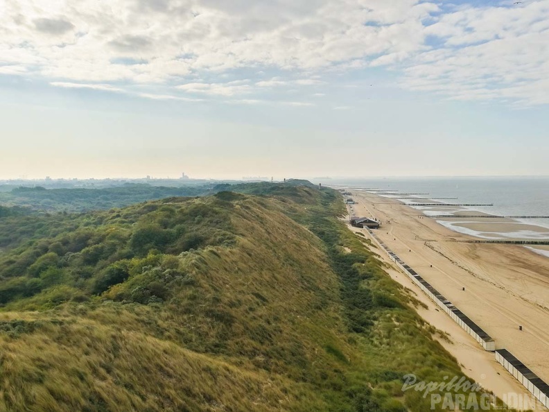 FZ37.18 Zoutelande-Paragliding-552