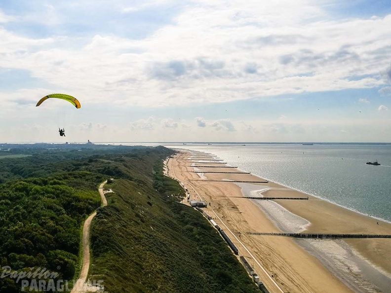 FZ37.18_Zoutelande-Paragliding-625.jpg