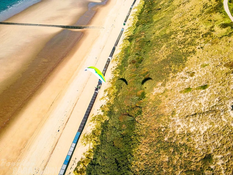 FZ37.18 Zoutelande-Paragliding-628
