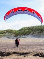 FZ37.18 Zoutelande-Paragliding-670
