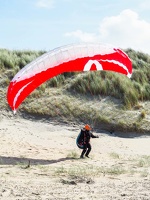FZ37.18 Zoutelande-Paragliding-750