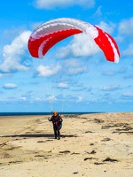 FZ37.18 Zoutelande-Paragliding-759