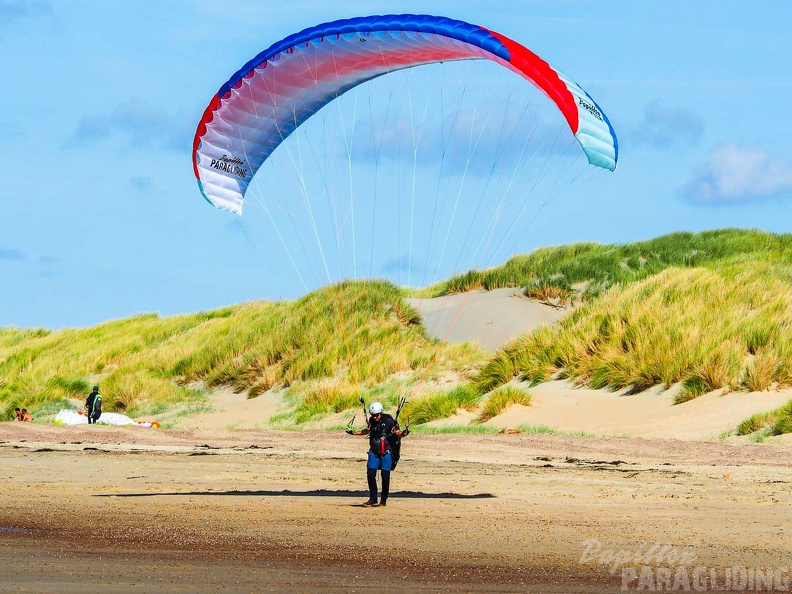 FZ37.18_Zoutelande-Paragliding-845.jpg