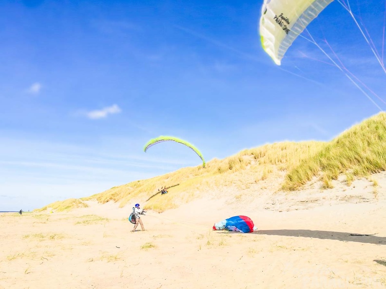 FZ37.18_Zoutelande-Paragliding-887.jpg