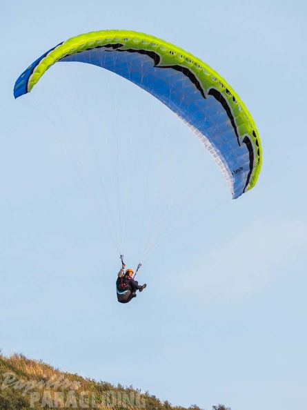 FZ37.18 Zoutelande-Paragliding-904