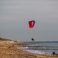 FZ37.18 Zoutelande-Paragliding-918