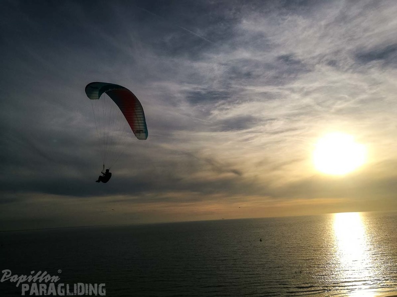 FZ38.18_Zoutelande-Paragliding-104.jpg